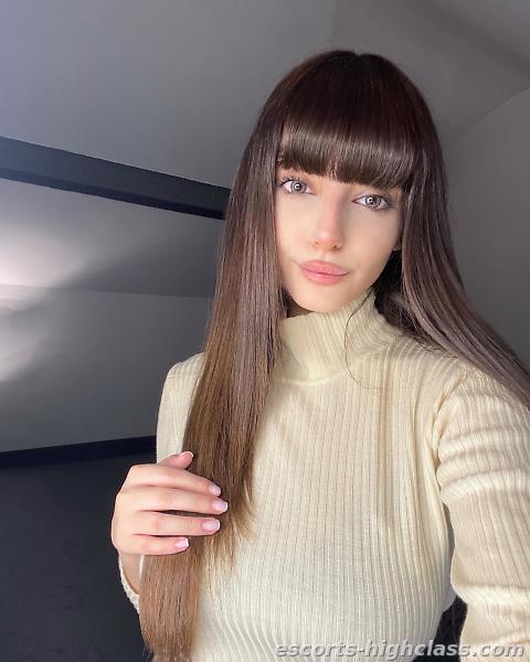 Picture of Escort girl Olya