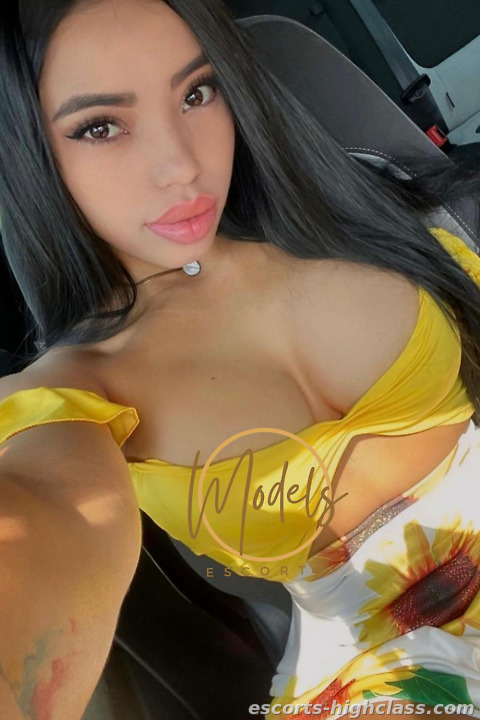 Picture of Escort girl Barbie
