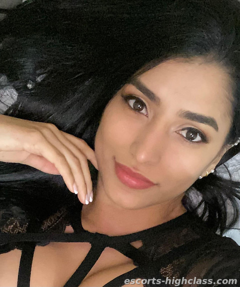 Picture of Escort girl Emily