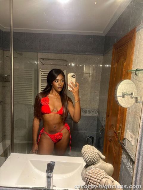 Picture of Escort girl Nahomy