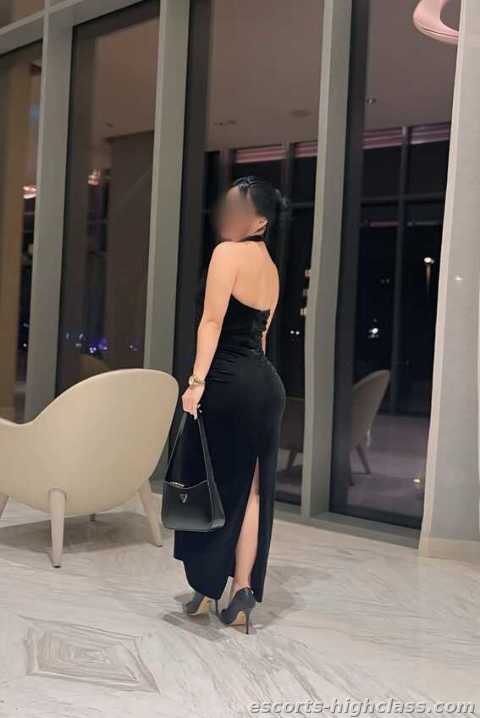 Picture of Escort girl Emily