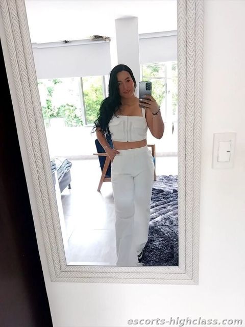 Picture of Escort girl Samantha