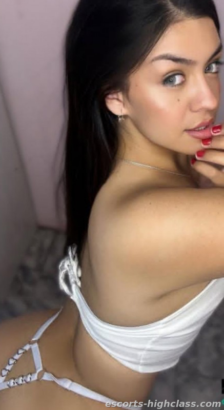 Picture of Escort girl Raiani