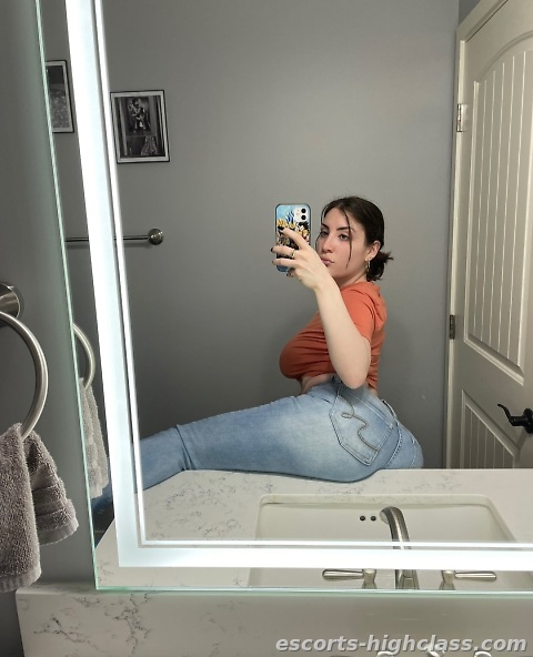 Picture of Escort girl Lucia