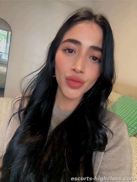 Photo de la escort Salma