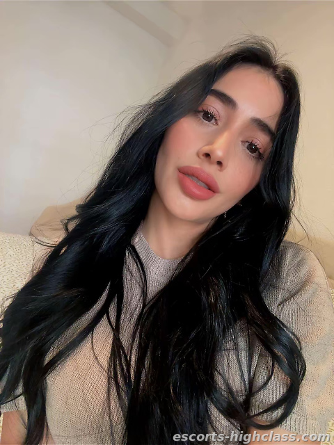 Photo de la escort Salma