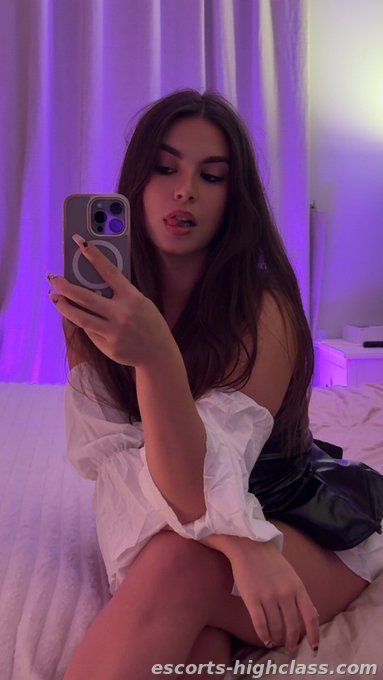 Photo de la escort Nathiiiii
