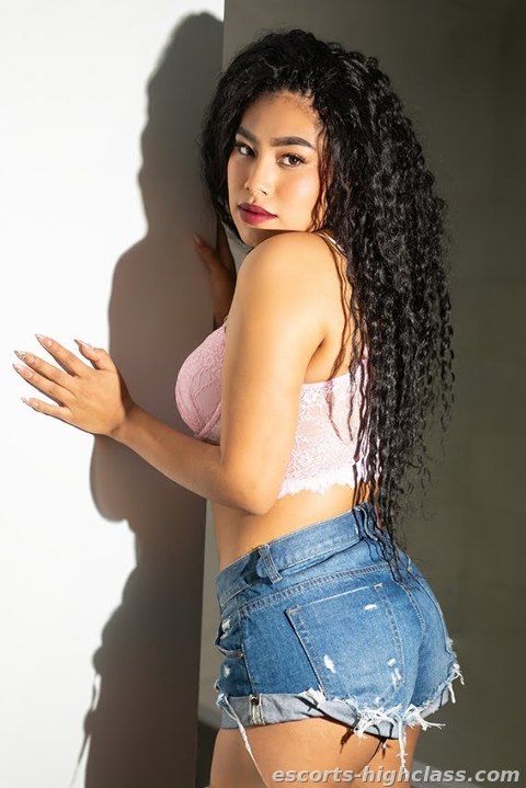 Photo de la escort Chanel