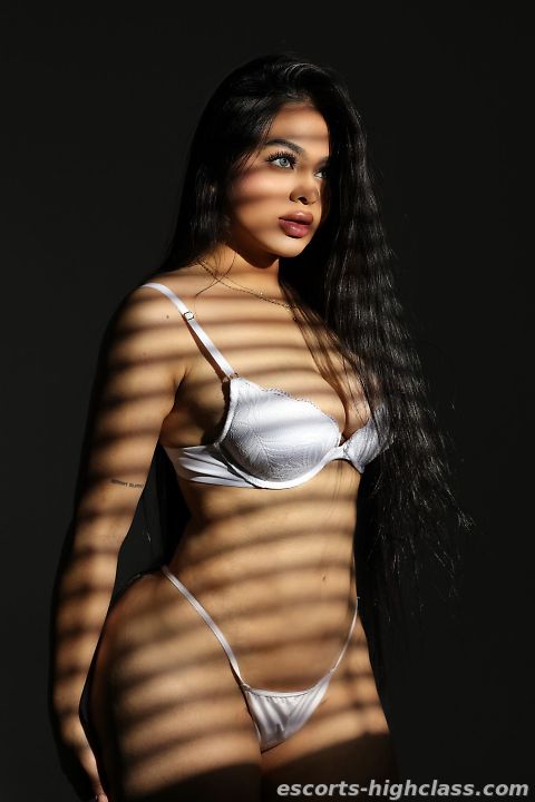 Vilder von Escort Damen Anisa