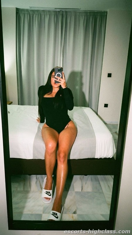 Picture of Escort girl Evelyn